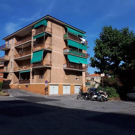 Vreni Lodge Finale Ligure Buitenkant foto