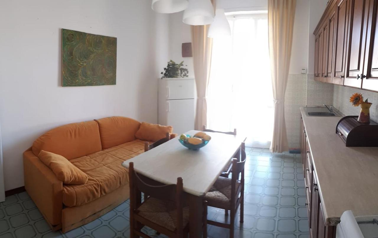 Vreni Lodge Finale Ligure Buitenkant foto
