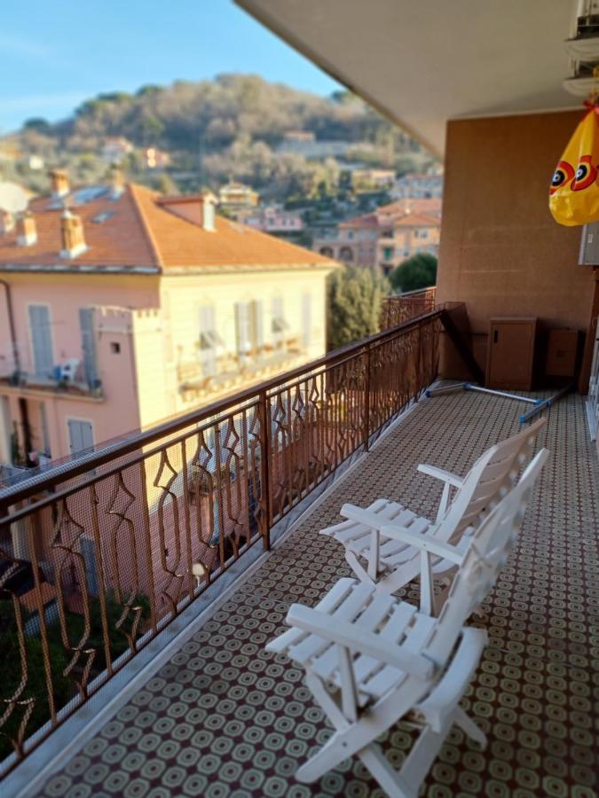 Vreni Lodge Finale Ligure Buitenkant foto